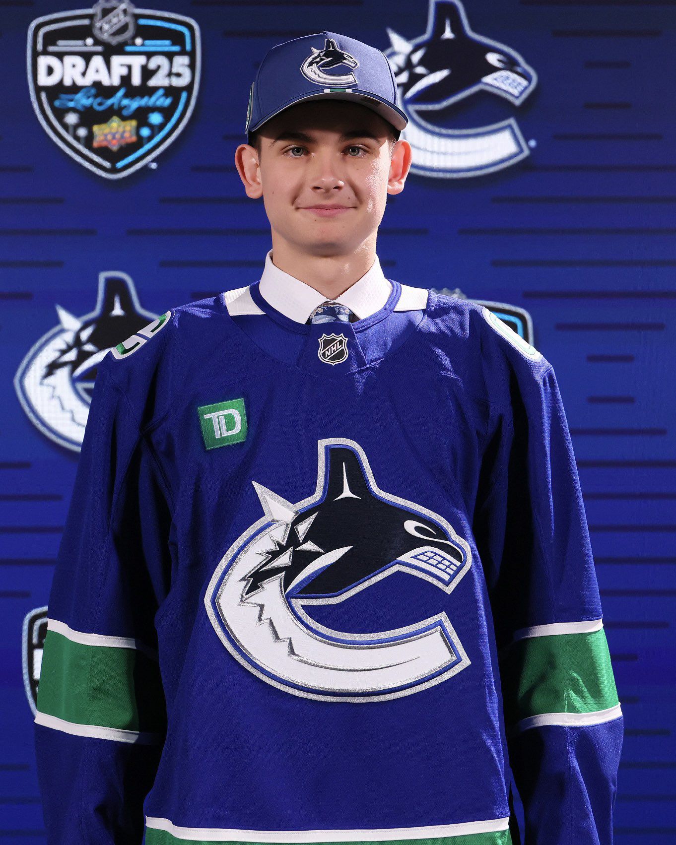 Alexej Medvedev. Zdroj: X / Vancouver Canucks