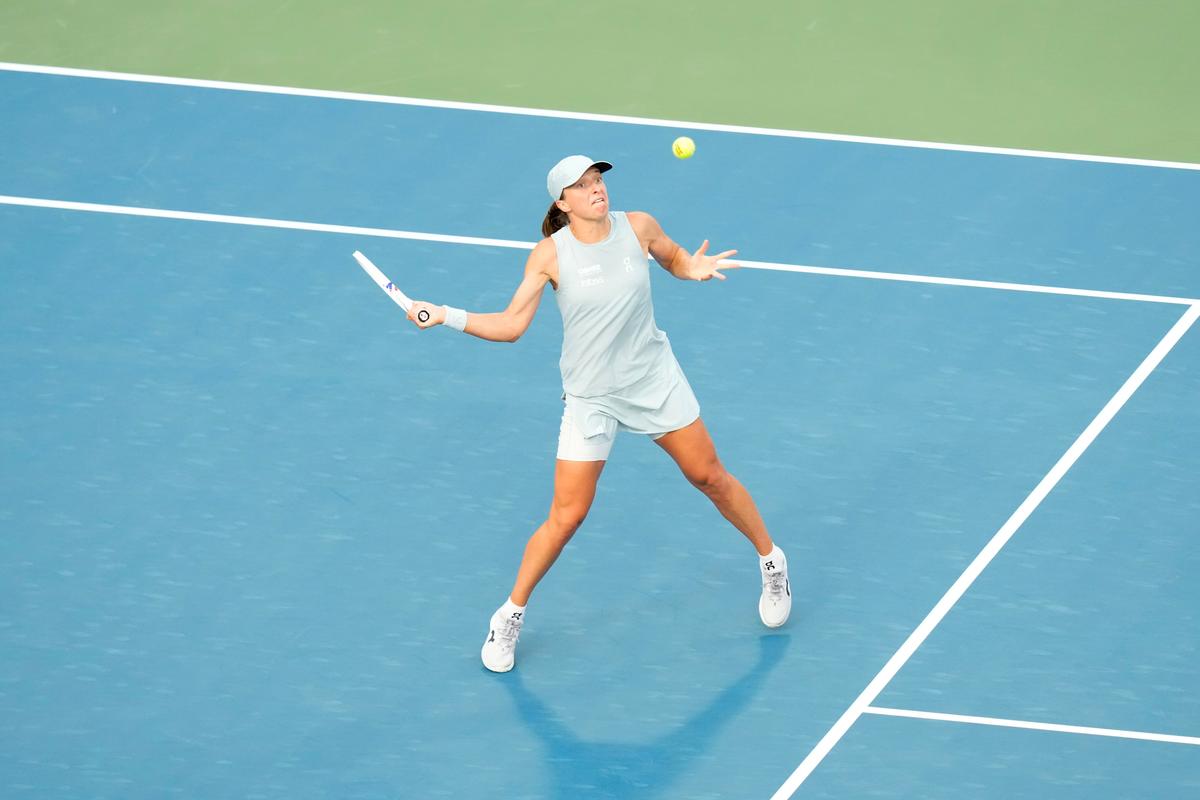WTA Toronto: Swiarteková sa ani nezapotila. Po strate 3 gemov je v semifinále