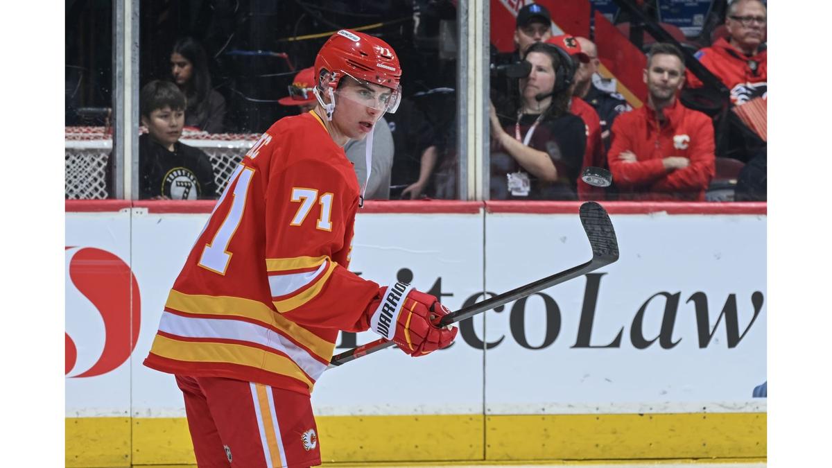 Šimon Nemec ubránil najväčšie hviezdy NHL. Tréner Huska vyzdvihol výkony slovenského dua v Calgary