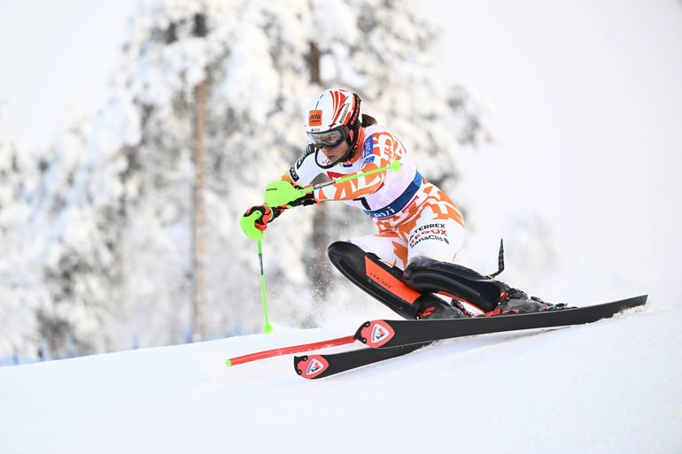 Petra Vlhová se bat à nouveau aujourd'hui au 1er tour du slalom à Levi (commentaire audio)
