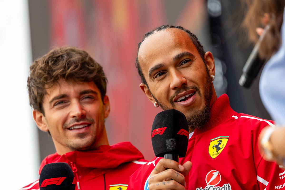 Vojna vo Ferrari? Najvyšší šéf už stráca trpezlivosť: Hamilton a Leclerc dostali ostrý odkaz
