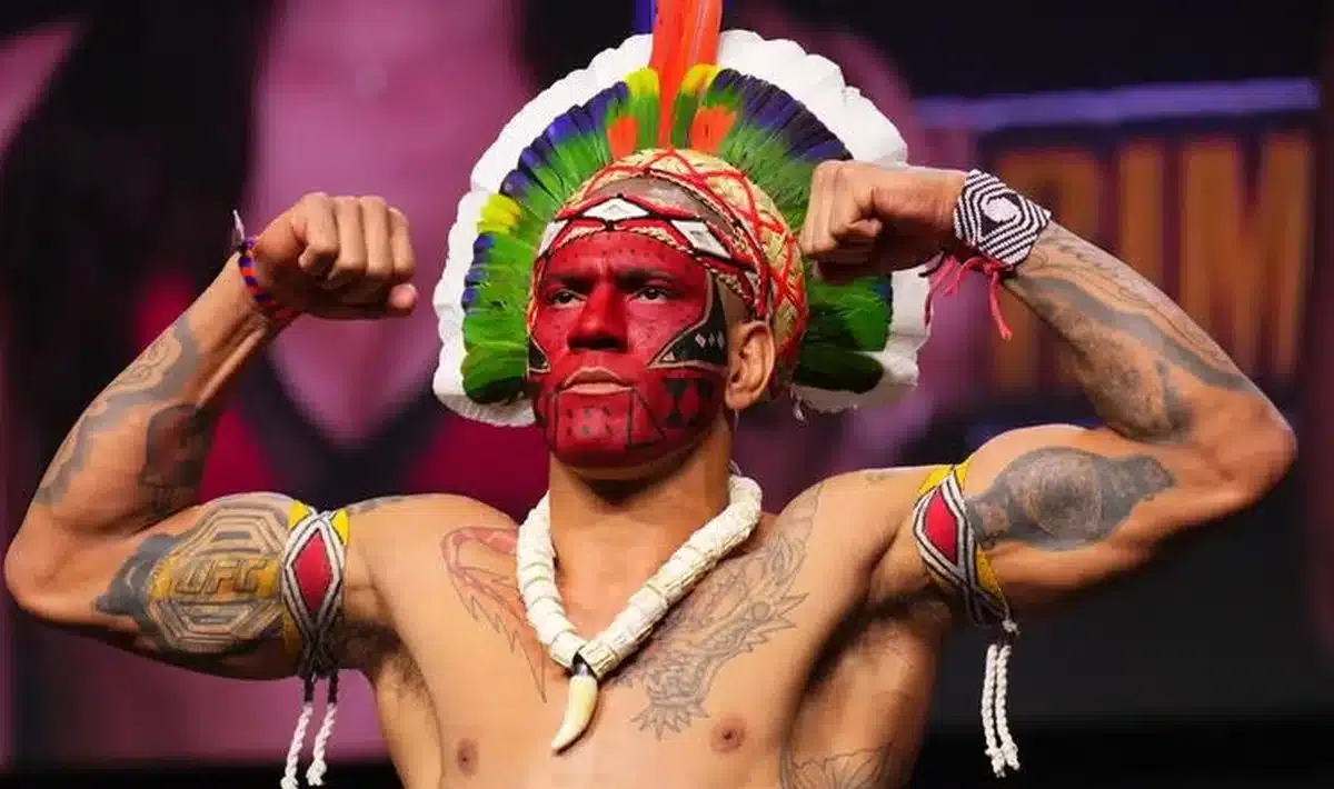 Už len jedna výhra a bude historicky najlepší MMA bojovník? Ak sa Alexovi Pereirovi toto podarí, môže sa ním stať