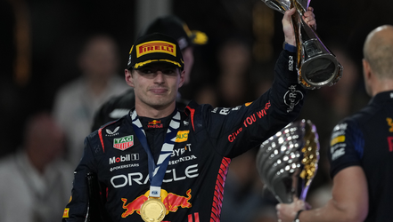 Šéfovia tímov F1 volili najlepšieho jazdca roka. Max Verstappen nebol stopercentný