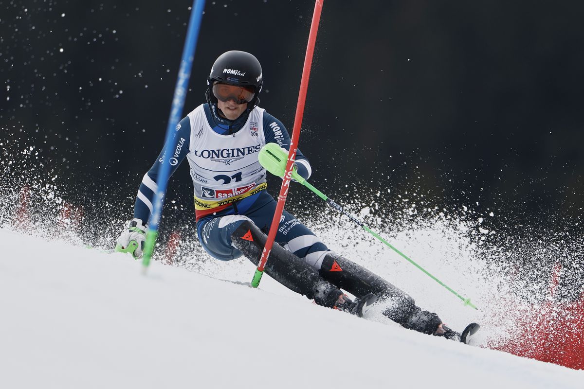 ONLINE Adam Nováček dnes bojuje v 1. kole slalomu mužov v Levi / lyžovanie