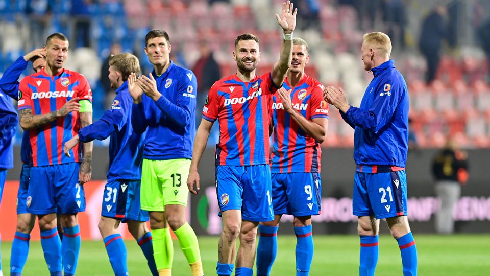 Plzeň zvládla zápas kola proti Slavii. Chvátal rozhodol o triumfe Olomouca, gólovo sa presadil aj Regáli