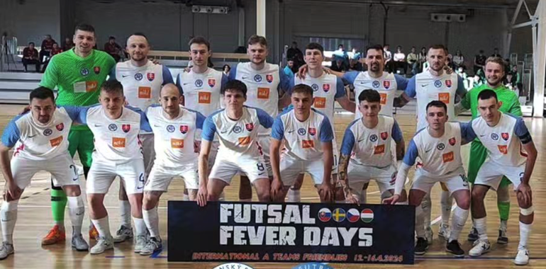 Slováci si na Futsal Fever Days napravili chuť, v Šamoríne si poradili s Maďarmi