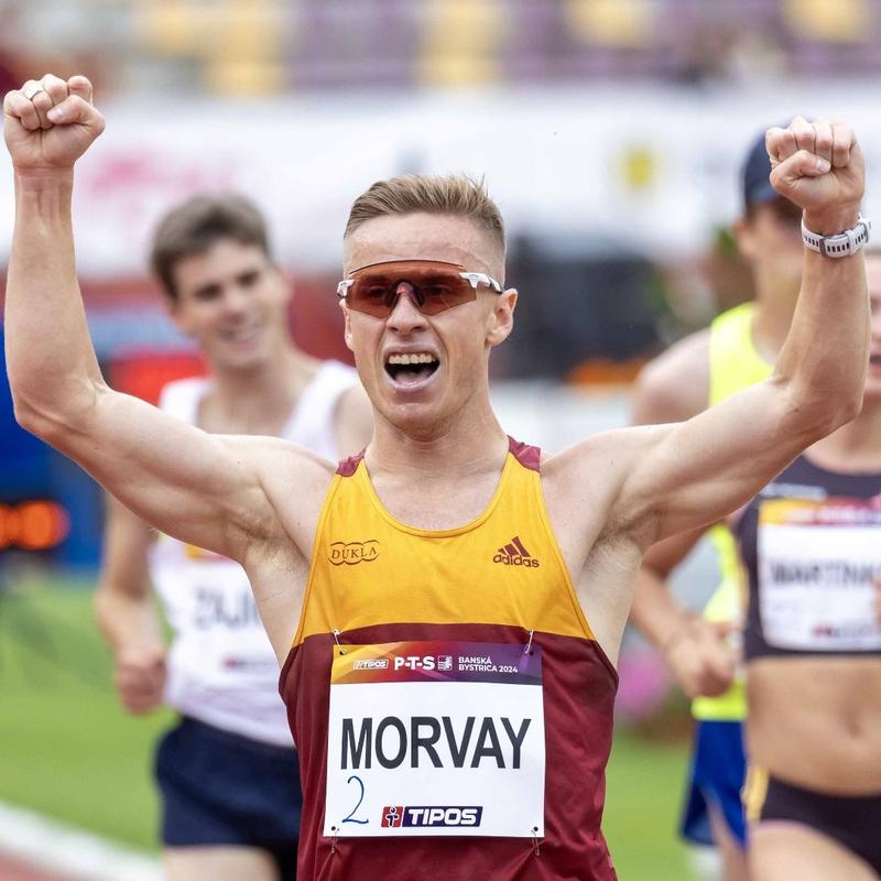 Prvými majstrami Slovenska v chodeckom polmaratóne sú Černá a Morvay
