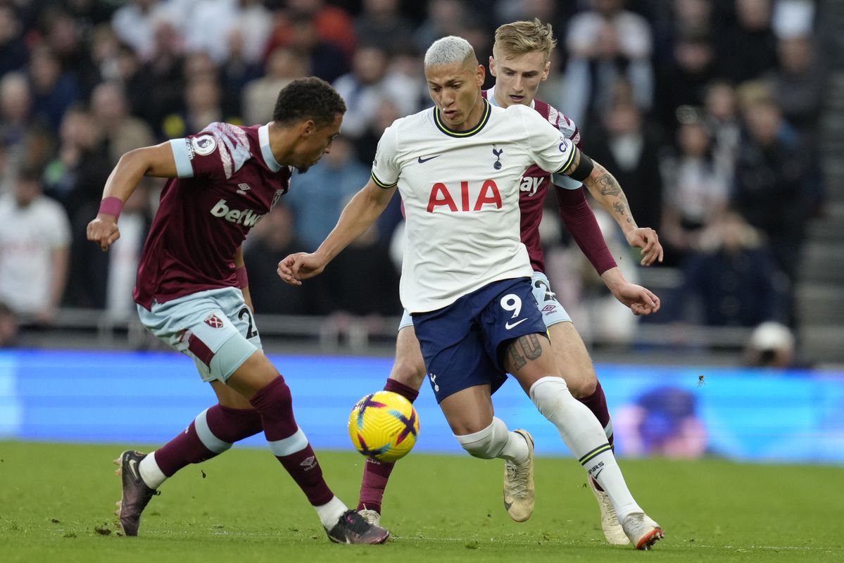 Richarlison était censé être la star de Tottenham.  Conte a crié pendant 2 heures