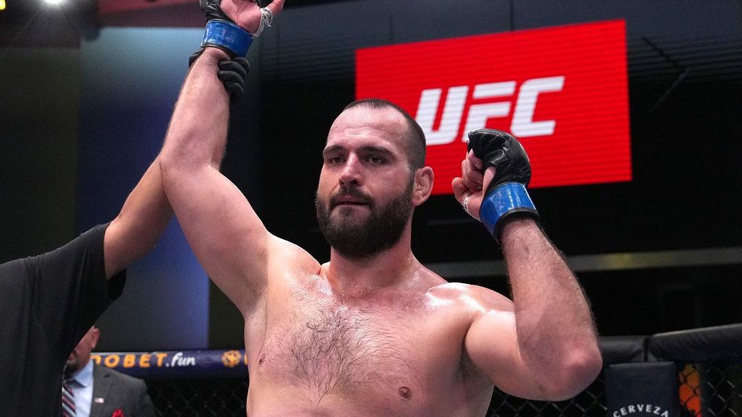 Slovakian MMA Fighter Martin Buday Defeats Josh Parisian in UFC with Kimura Technique