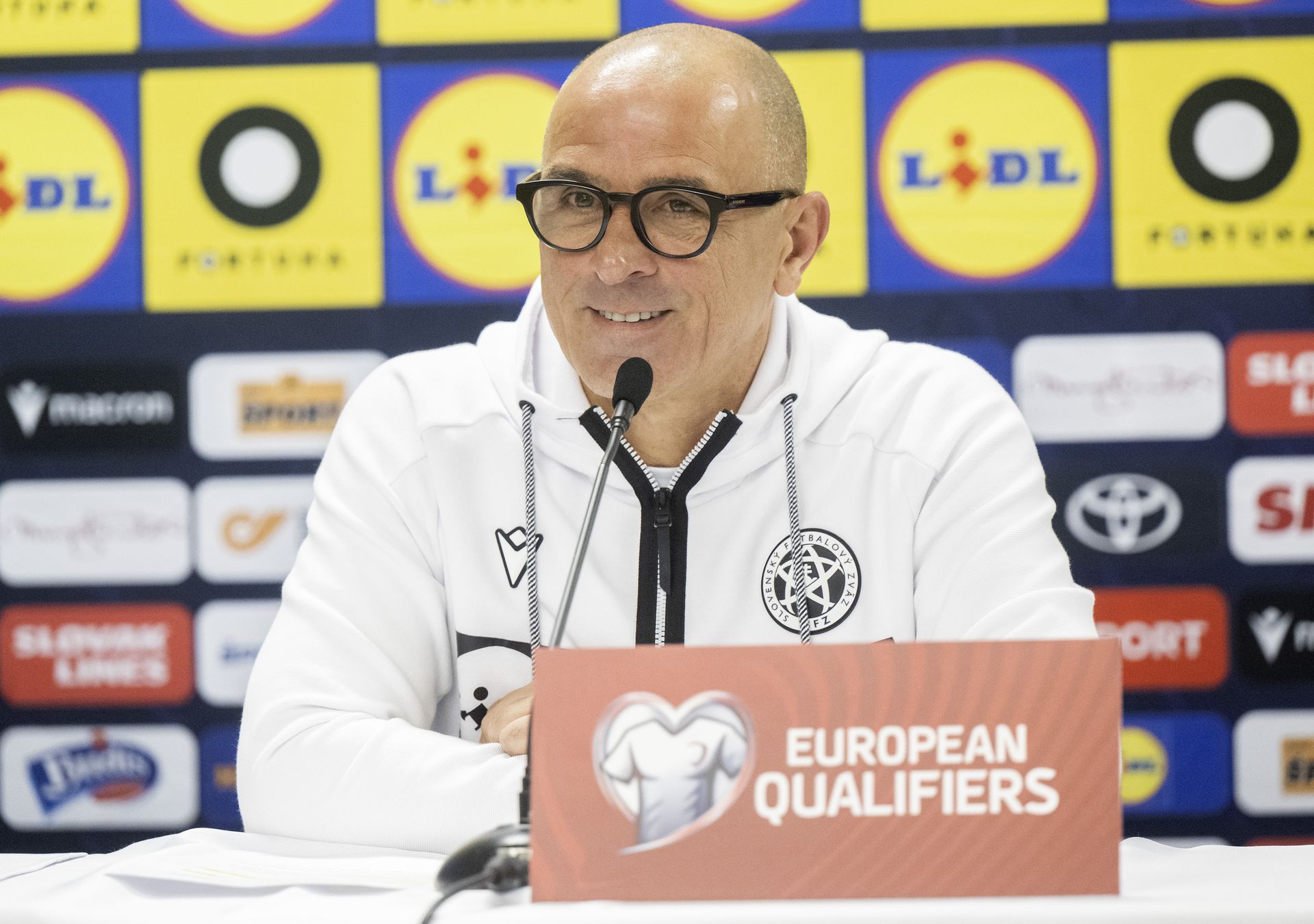 TK pred zápasom s Luxemburskom (MS vo futbale 2026 - kvalifikácia). Zdroj: TASR