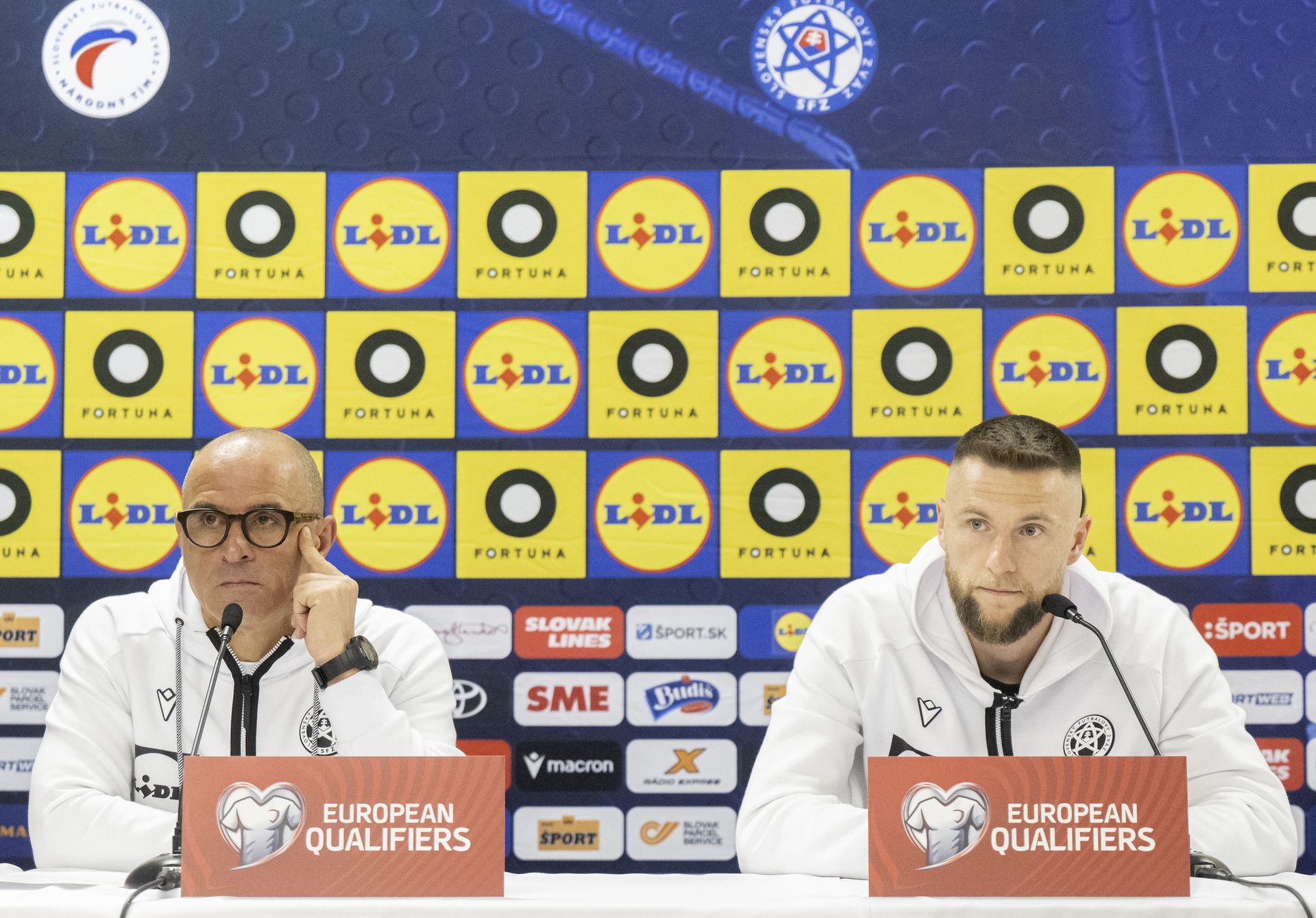 TK pred zápasom s Luxemburskom (MS vo futbale 2026 - kvalifikácia). Zdroj: TASR