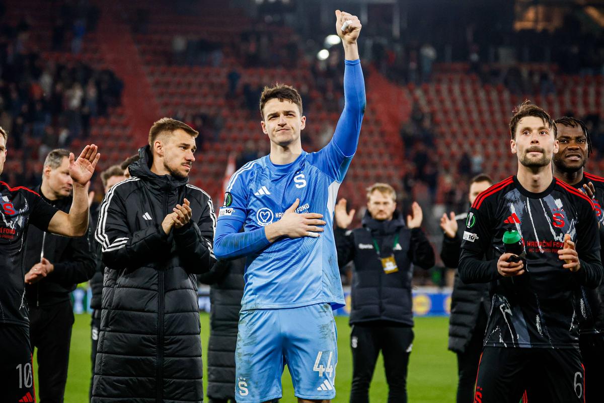 Surovčík zůstává ve Spartě, liga začne i s Karvinou