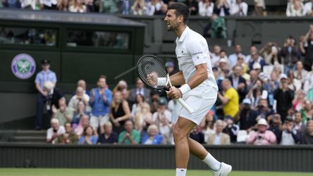 Aféra na Wimbledone! Novak Djokovič obviňuje najväčšieho rivala zo špionáže