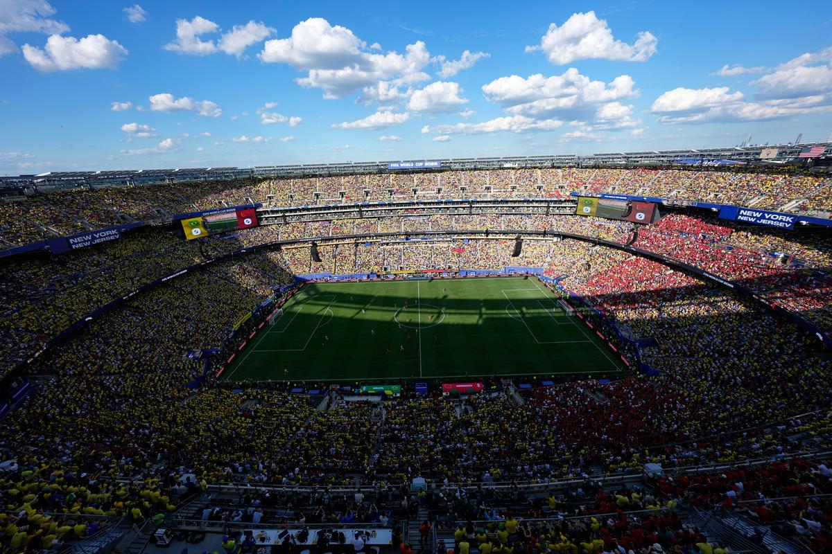 Na nejaké pravidlá FIFA nehľadí. Z finále MS vo futbale si spravia Super Bowl