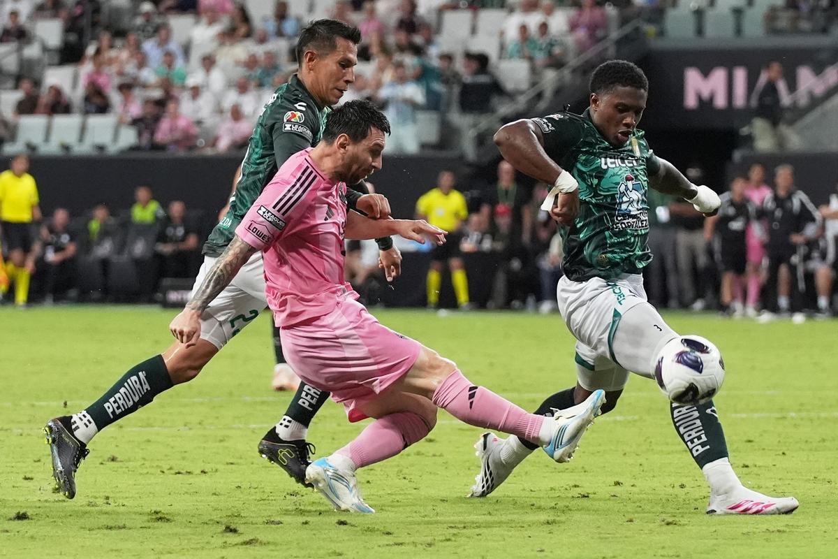 VIDEO Messi hral prvýkrát od smrti otca. Bol z toho historický neúspech