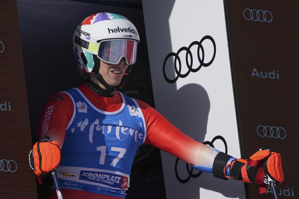 Začiatok rýchlostnej sezóny poznačil desivý incident. Poznáme štartové čísla v zjazde