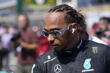 Šéf tímu Red Bull „natrel“ Lewisa Hamiltona: Niekoľkokrát nás oslovil a neboli sme jediní