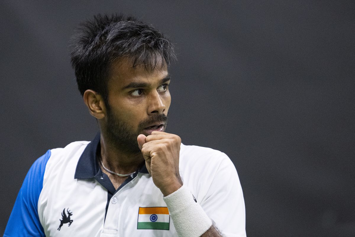 Komplikácia pre najlepšieho hráča krajiny. Čína mu odmietla udeliť víza