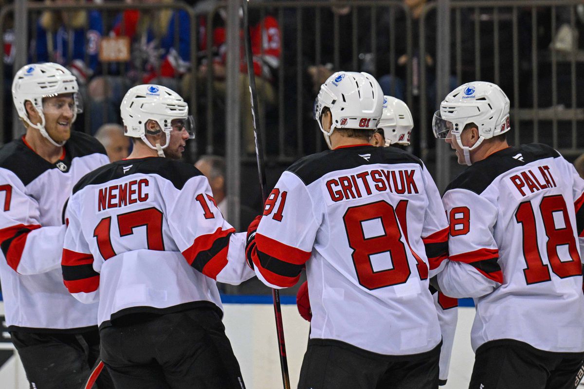 VIDEO Historický večer Šimona Nemca! Prvý hetrik v NHL a víťazný gól v predĺžení