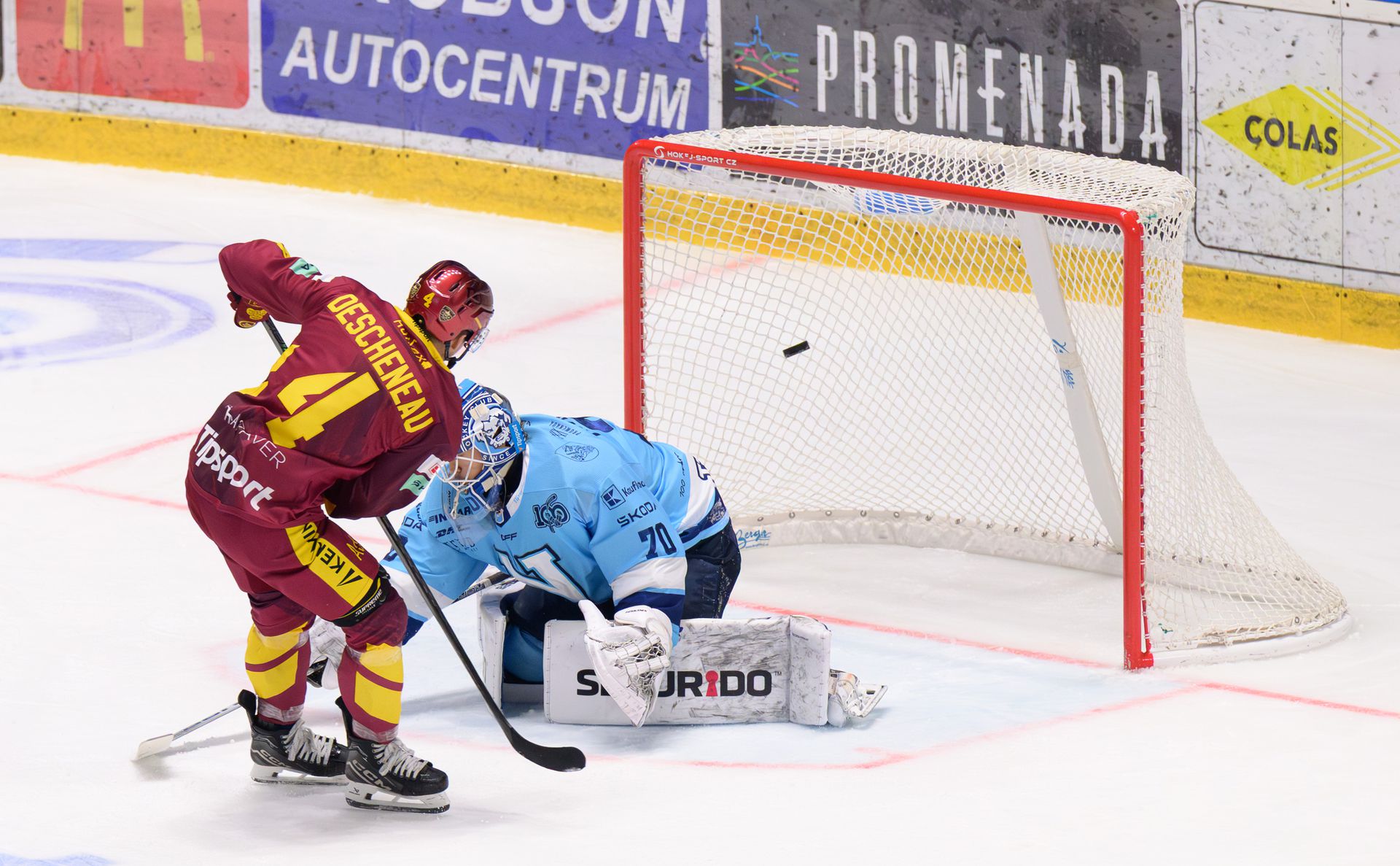 HK Nitra -  HK Dukla Trenčín. Zdroj: TASR