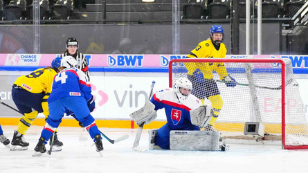 MS žien v hokeji U18: Slovenky bojovali, na víťazstvo to nestačilo. Švédky o zápase rozhodli v 2. tretine