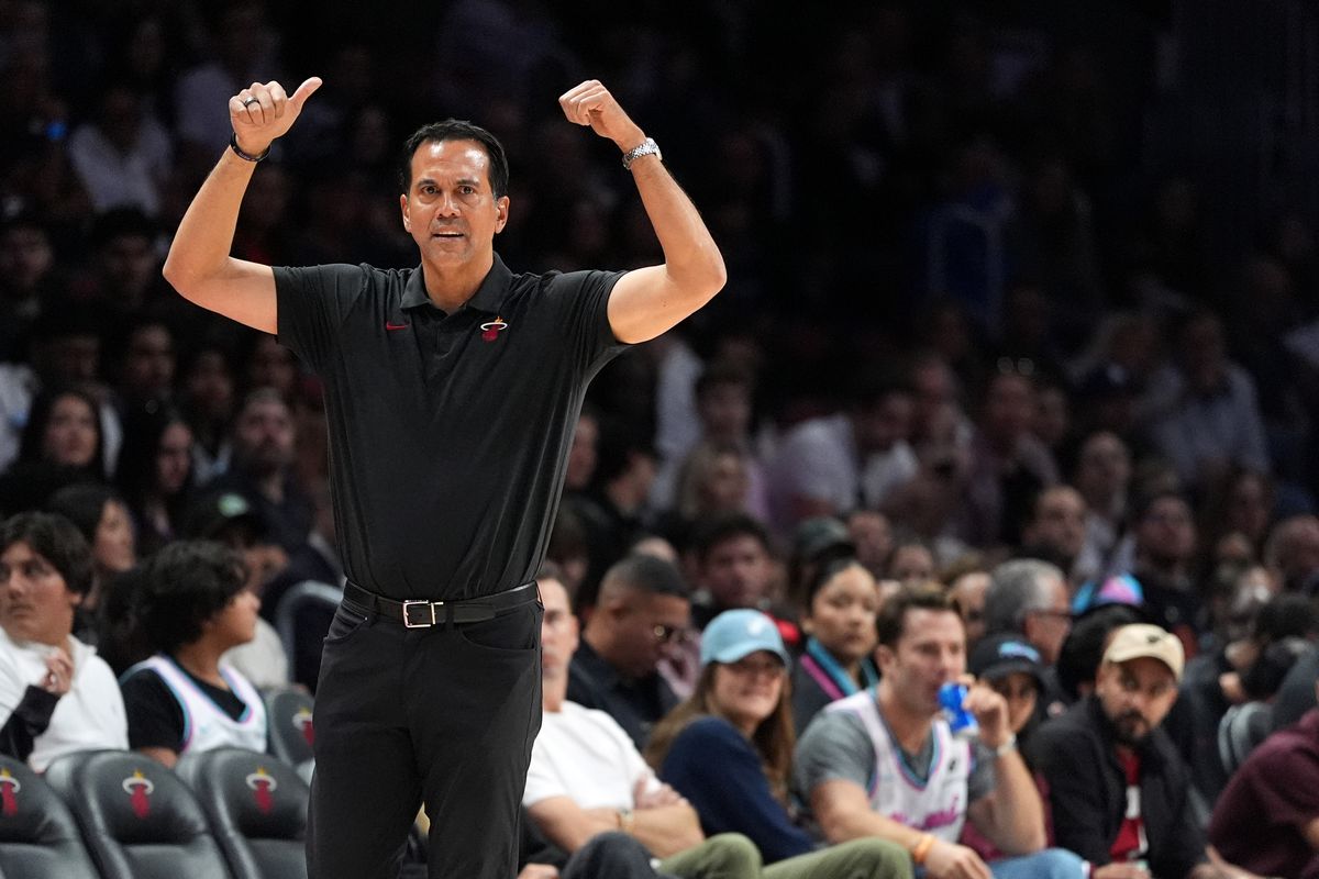 Tréner Miami sa stal najldhšie slúžiacim trénerom v top ligách USA