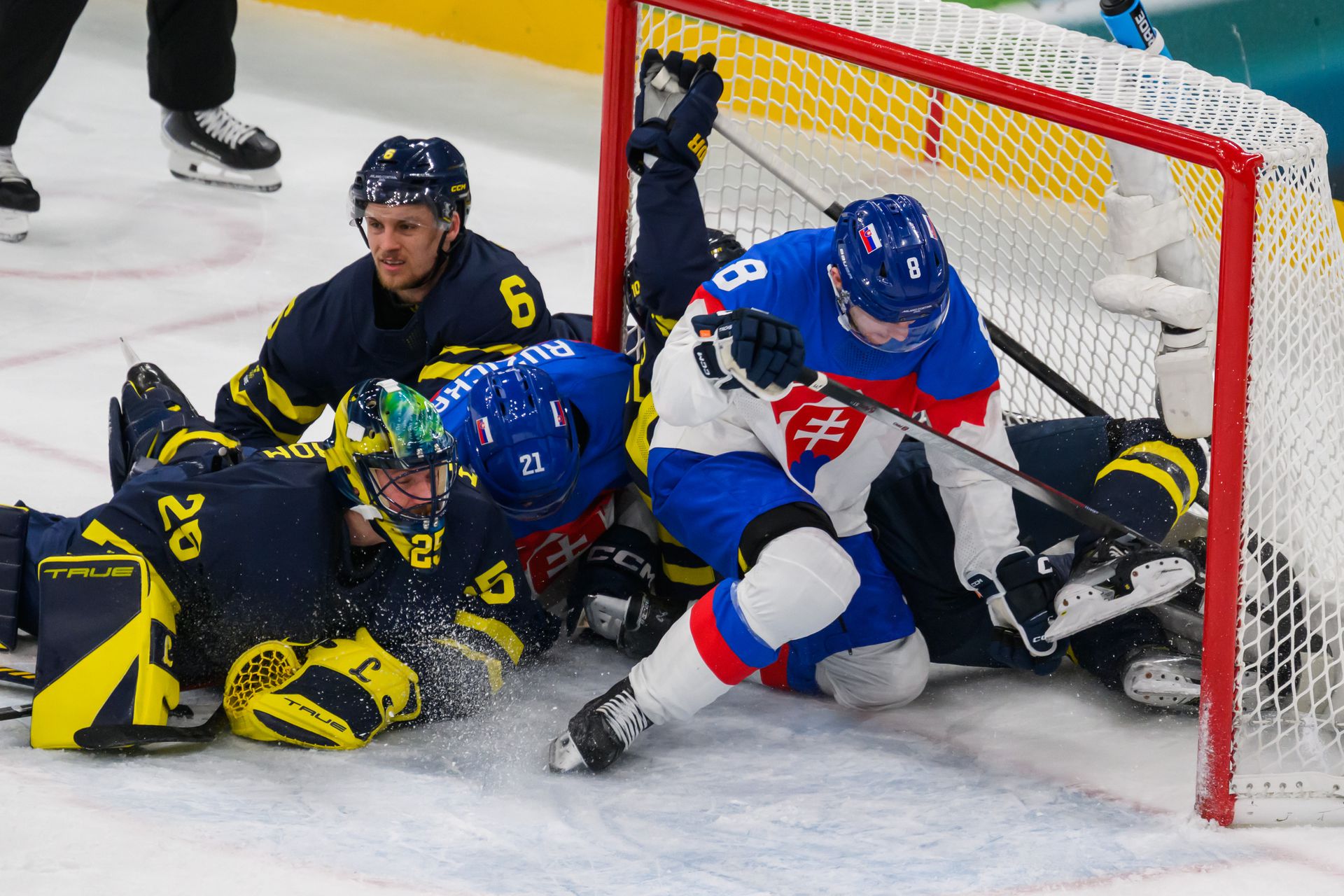 Okradli slovenských hokejistov o gól? Zdroj: TASR