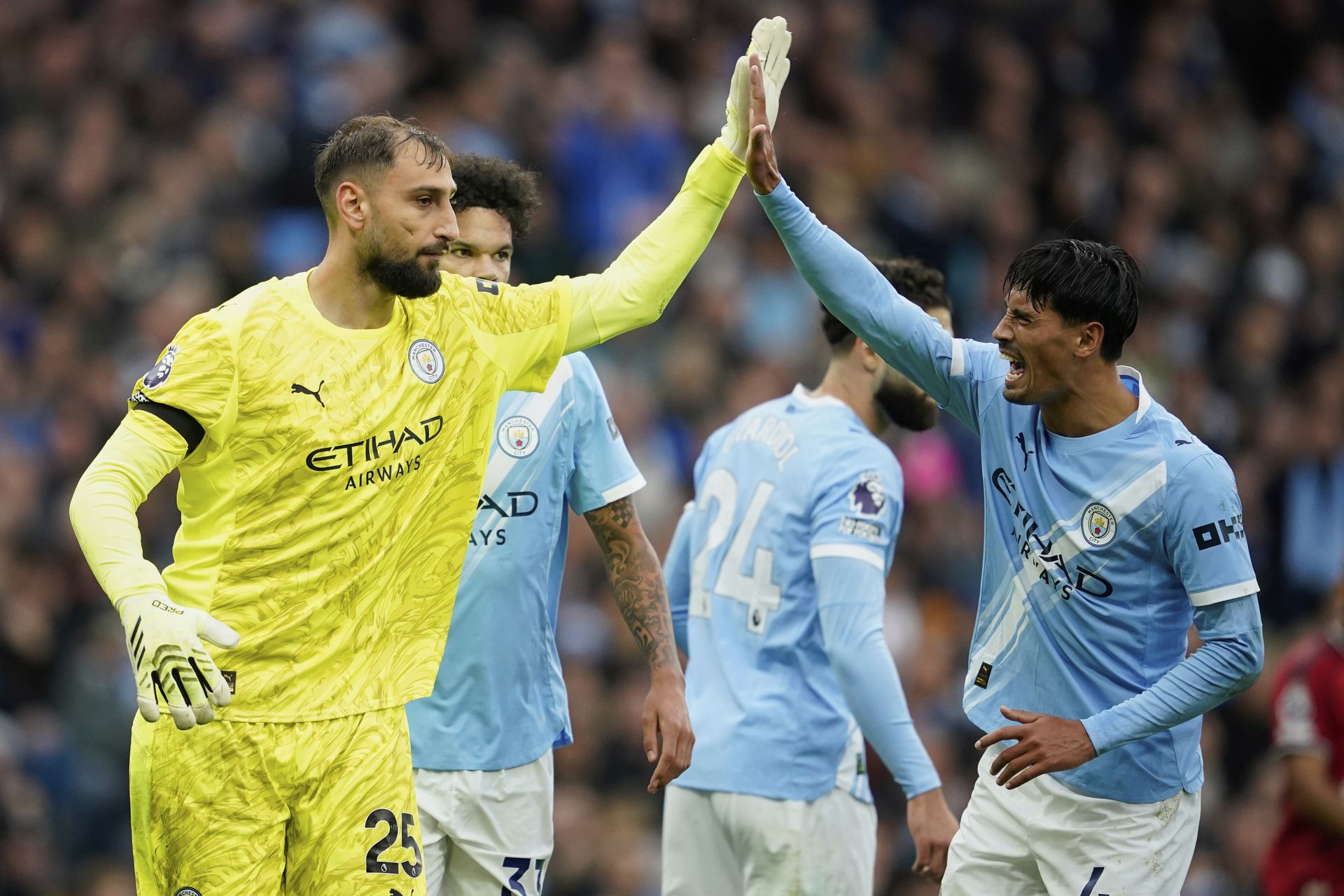 Manchester City - Manchester United. Zdroj: SITA/AP