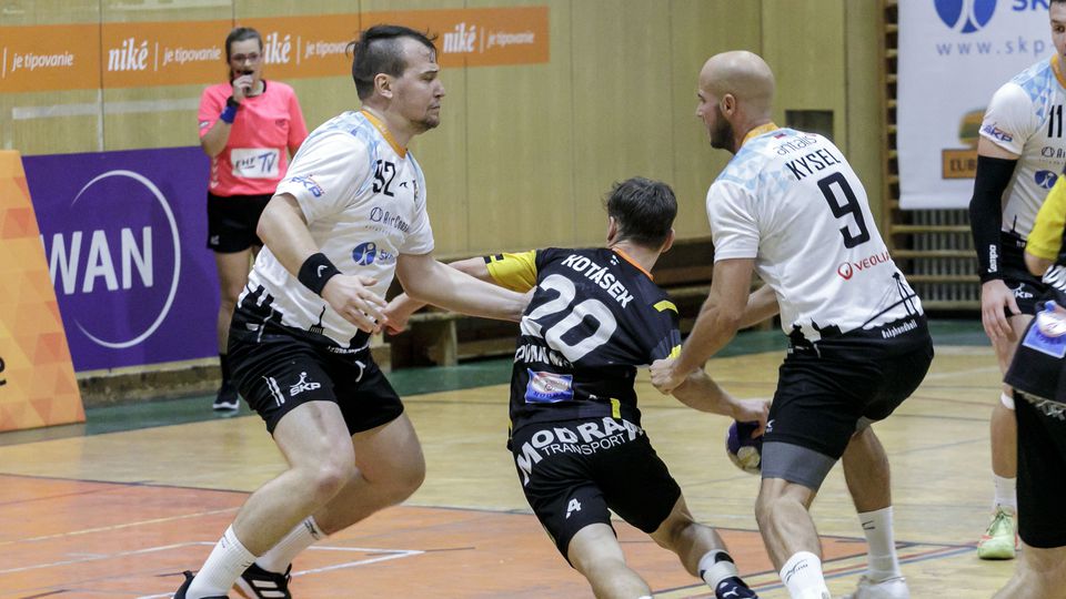 Niké Handball extraliga: ŠKP Bratislava ovládol vyrovnaný duel s Modrou