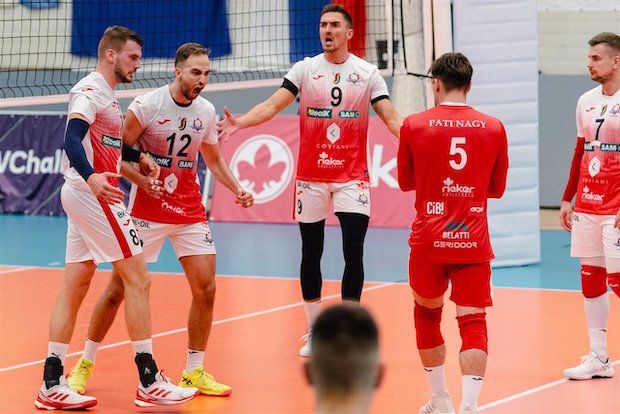 Niké extraliga: Komárno natiahlo víťaznú šnúru, Slovan Bratislava prekvapivo prehral