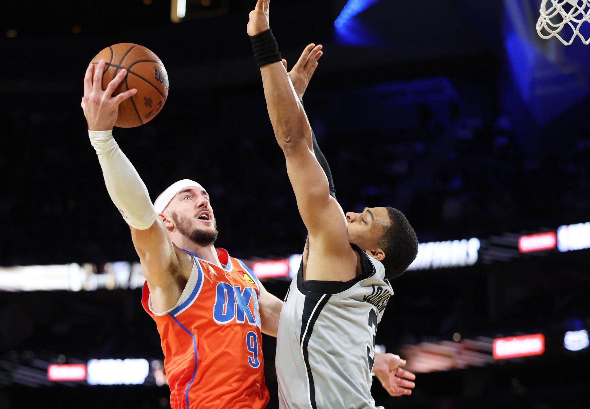 Oklahoma City Thunder - San Antonio Spurs. Zdroj: SITA/AP