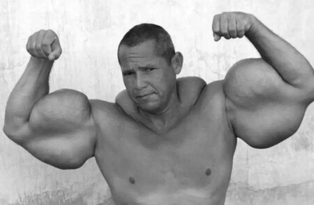 Túžba po svaloch sa mu stala osudnou. Zomrel kulturista známy ako Pepek námorník