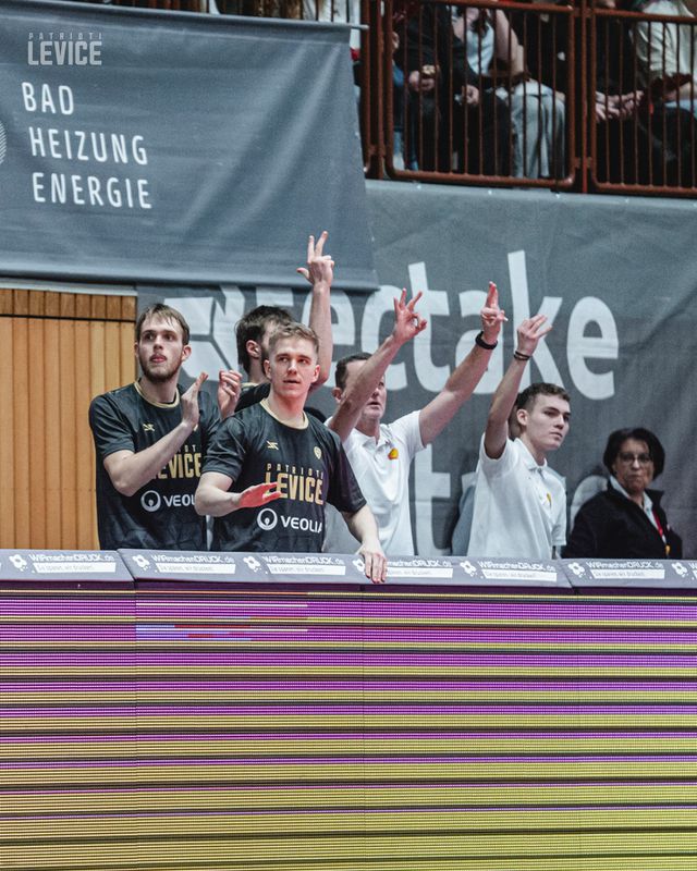 Tlieskali im aj fanúšikovia súpera. Levice ukončili historickú jazdu, tréner ocenil podporu