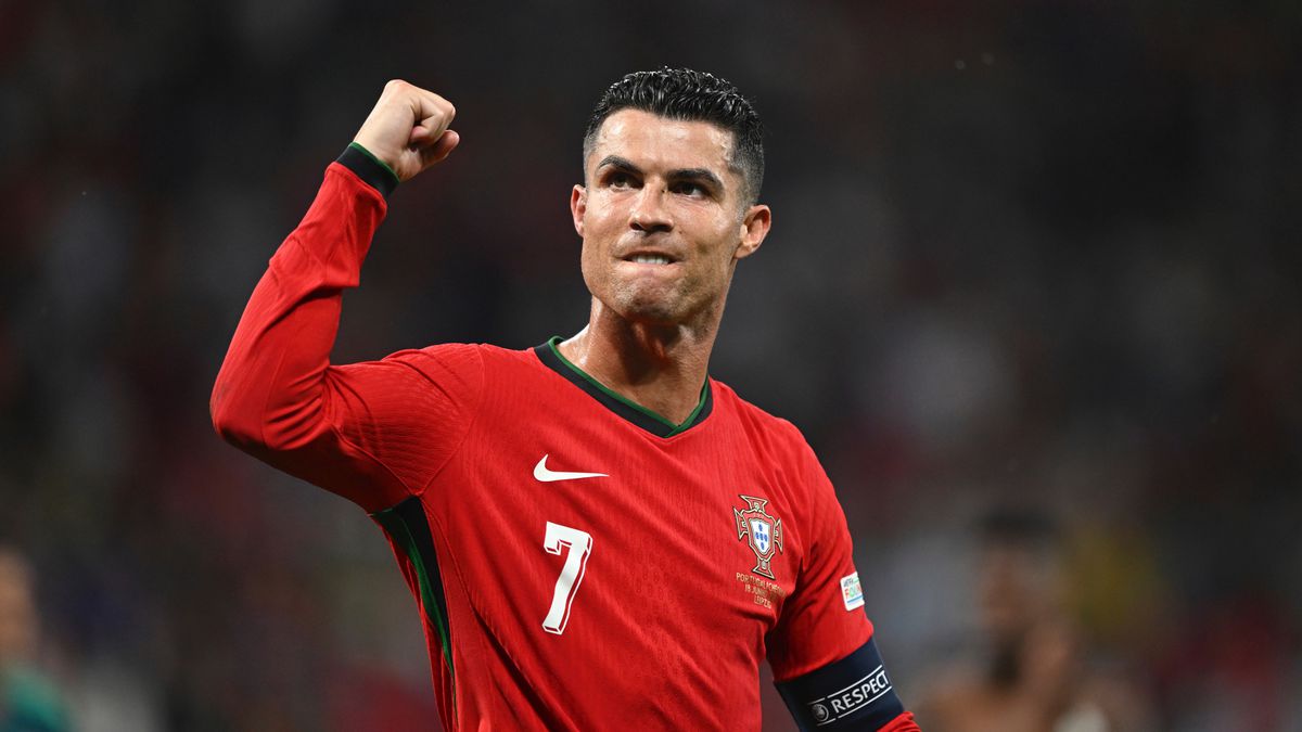 Cristiano Ronaldo obdaroval svojich spoluhráčov. Z gesta nevynechal ani Dioga Jotu