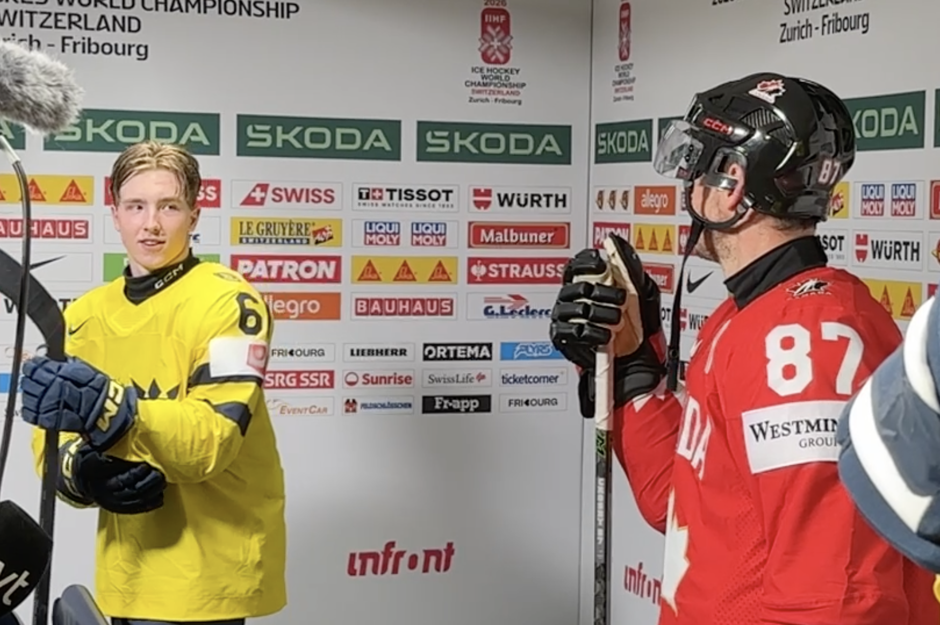 Sidney Crosby a Viggo Björck po zápase Kanada vs. Švédko. Zdroj: ŠPORT.sk