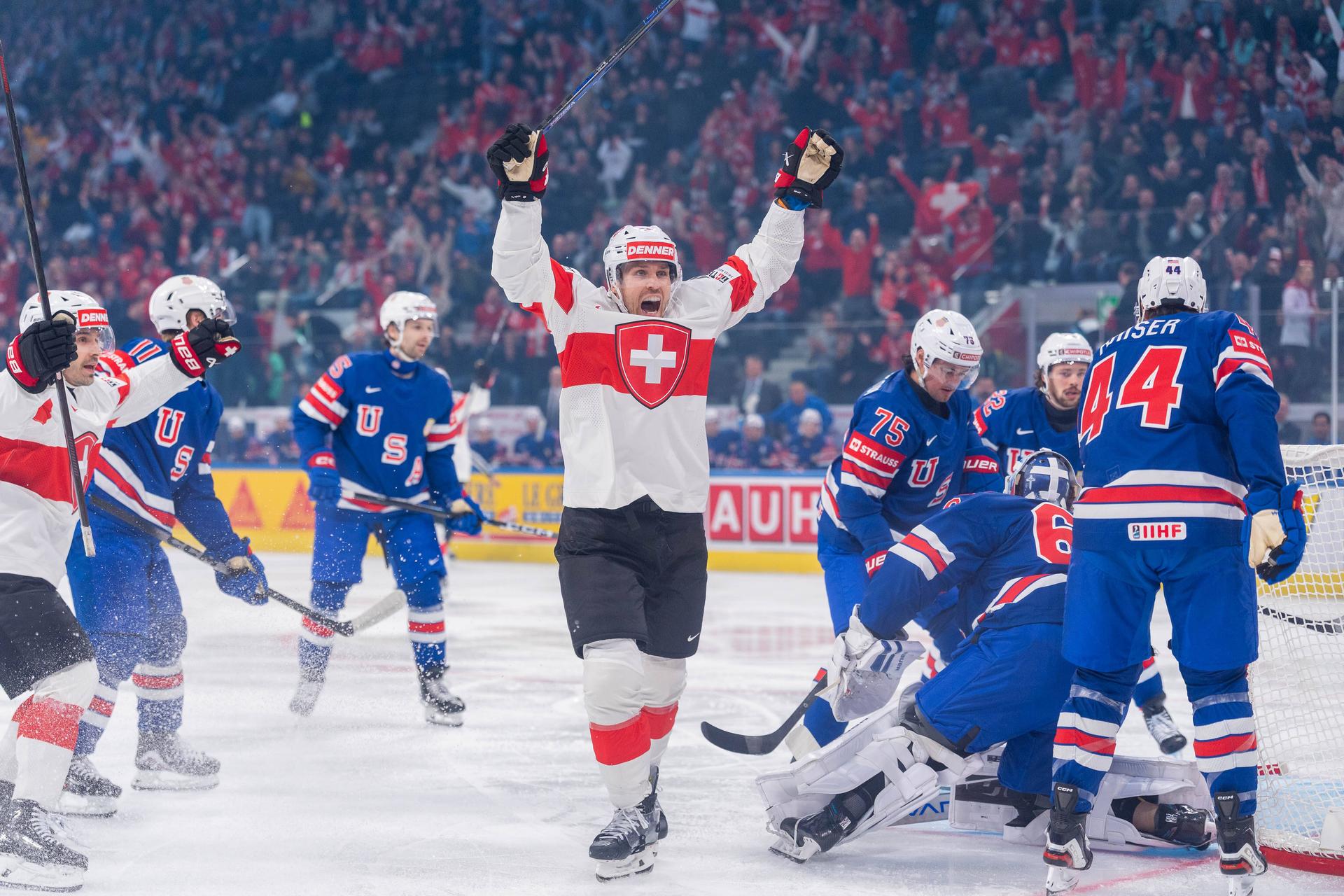 USA - Švajčiarsko (Radosť Piusa Sutera po góle) / MS v hokeji 2026. Zdroj: IMAGO