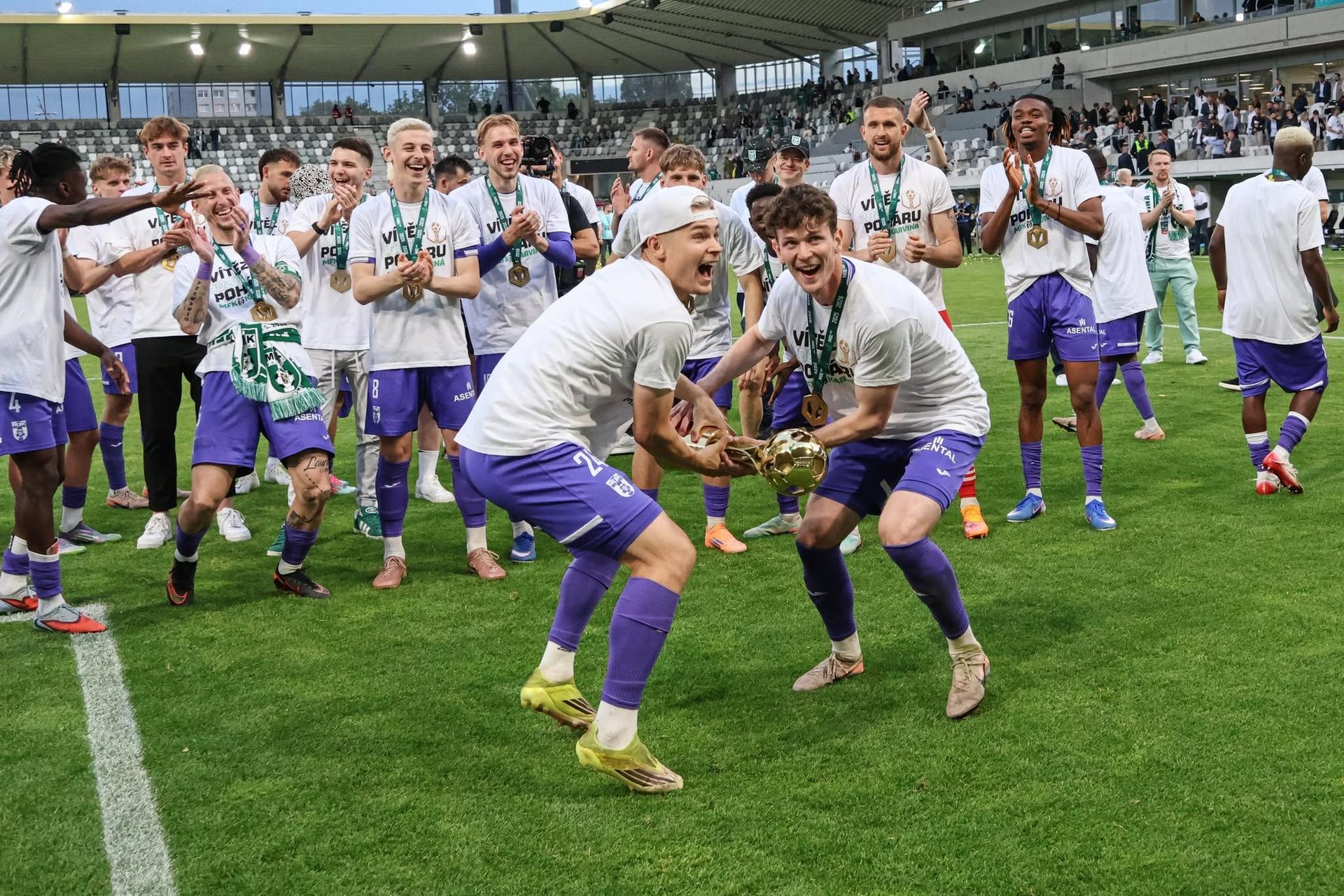 Futbalisti MFK Karviná. Zdroj: MFK Karviná / FB