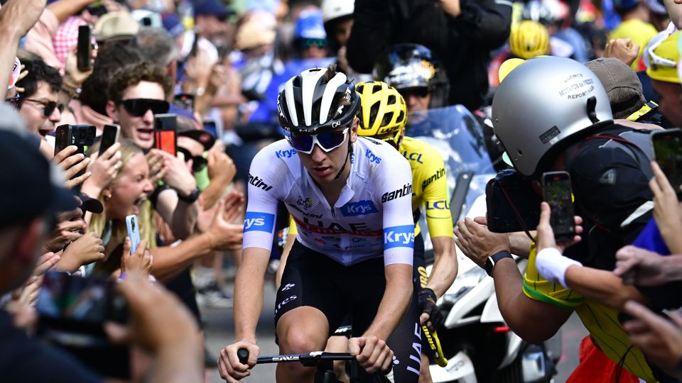 Tour de France 2023: Motorkár zablokoval favorita na celkový triumf, organizátori ho potrestali
