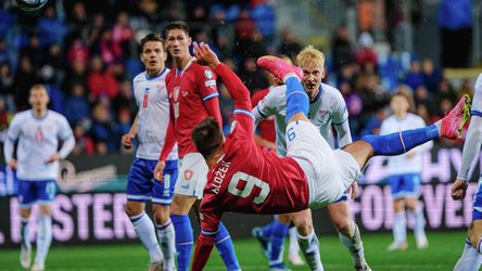 Česko utrpelo víťazstvo, šokujúce zaváhanie Švajčiarska, komplikácie pre Poľsko aj Chorvátsko