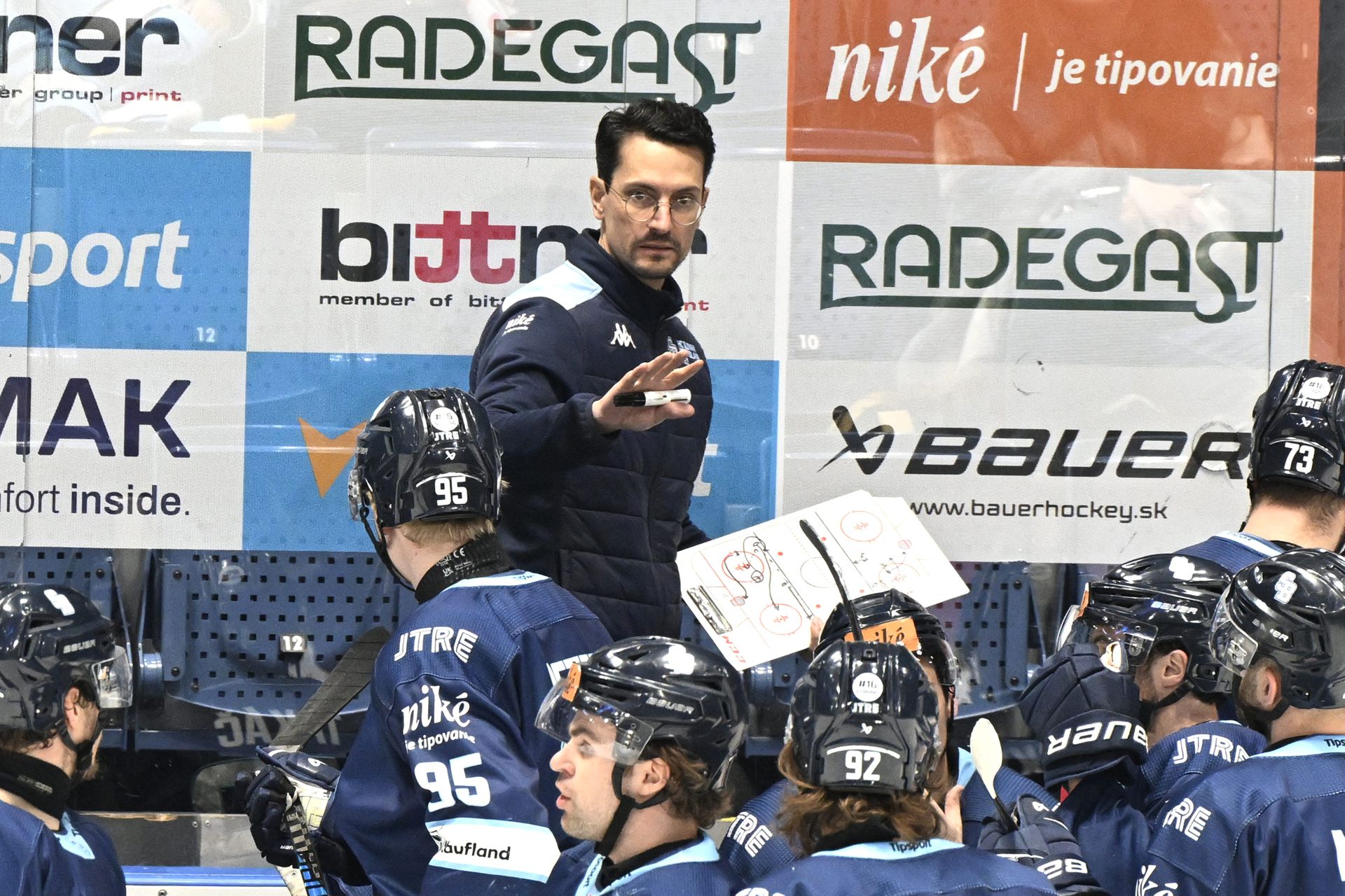 HC Slovan Bratislava - Vlci Žilina, zdroj: TASR