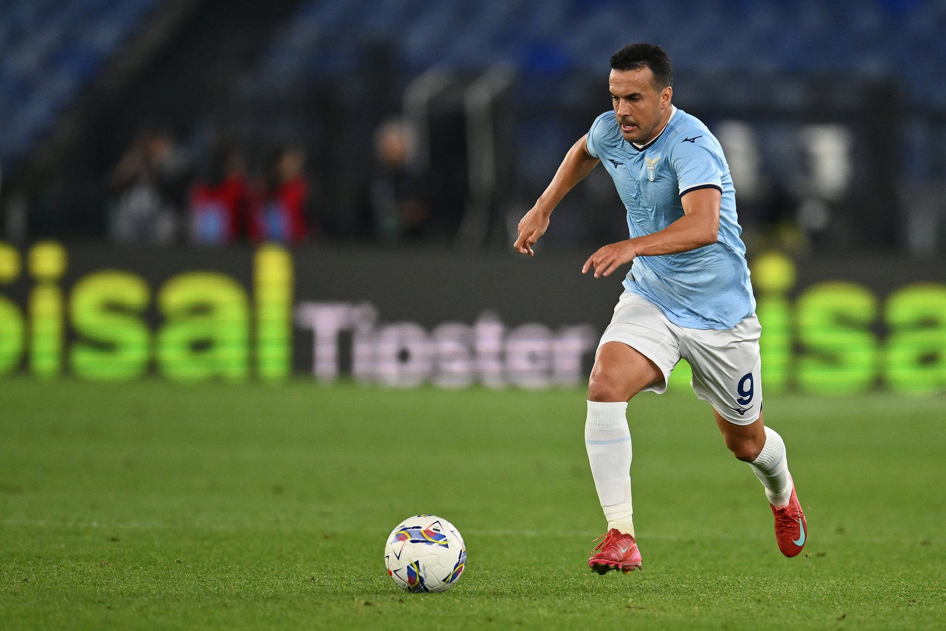 Pedro v drese Lazio Rím. Zdroj: IMAGO
