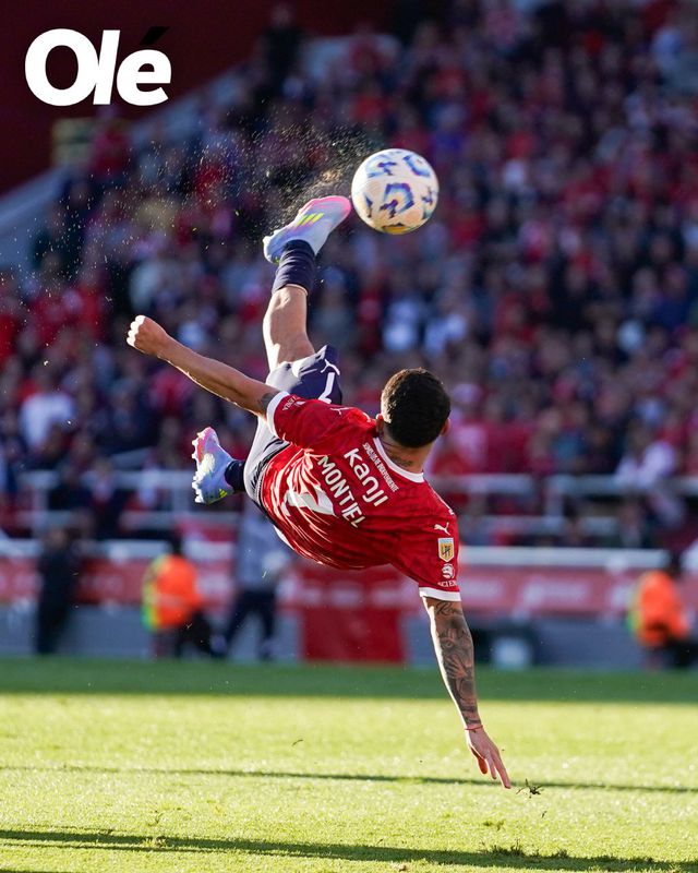 VIDEO Tieto góly obleteli planétu. FIFA rozhodla o najkrajších zásahoch roka