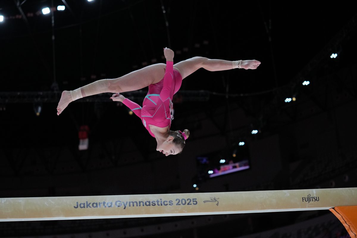 Mami, ja už nevládzem! Trénerka bila gymnastky a nútila ich, aby sa vyzliekali. Prišiel tvrdý verdikt