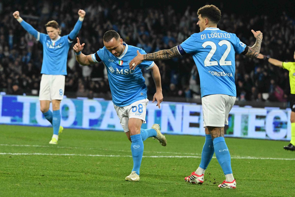 VIDEO Skvelý Stanislav Lobotka! Volejom z hranice šestnástky poslal Neapol do vedenia