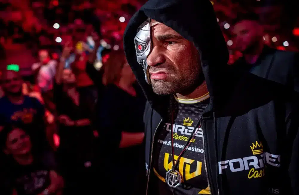 Toto tvdenie sa nezakladá na pravde! Vémolov mediálny tím sa ohradil voči klamlivým článkom. Karlos nič také nepovedal