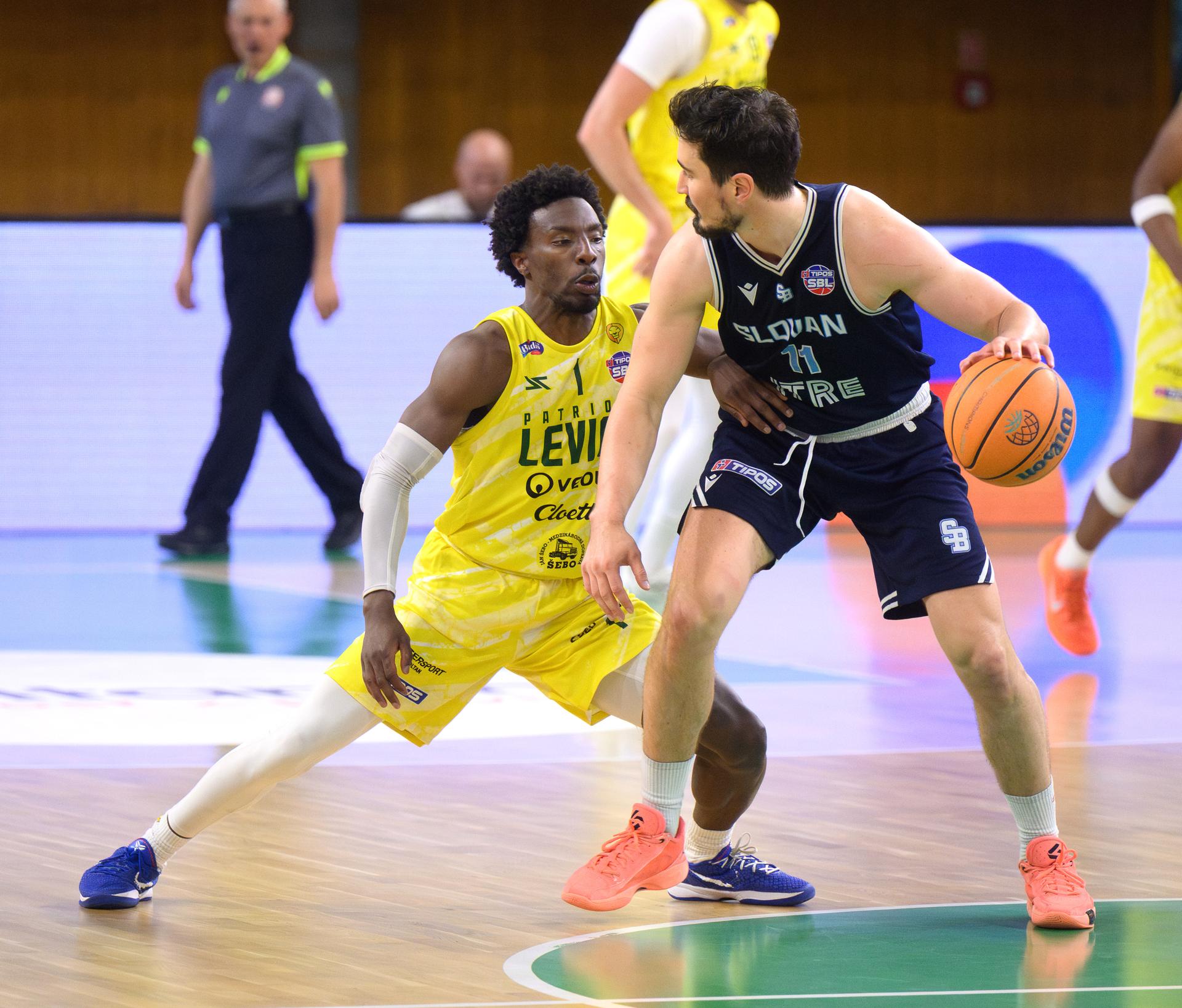 Patrioti Levice - BC Slovan Bratislava. Zdroj: TASR