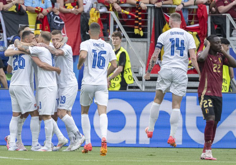 Début de tournoi en fanfare ! La Slovaquie a surpris la Belgique, la VAR nous a sauvés deux fois