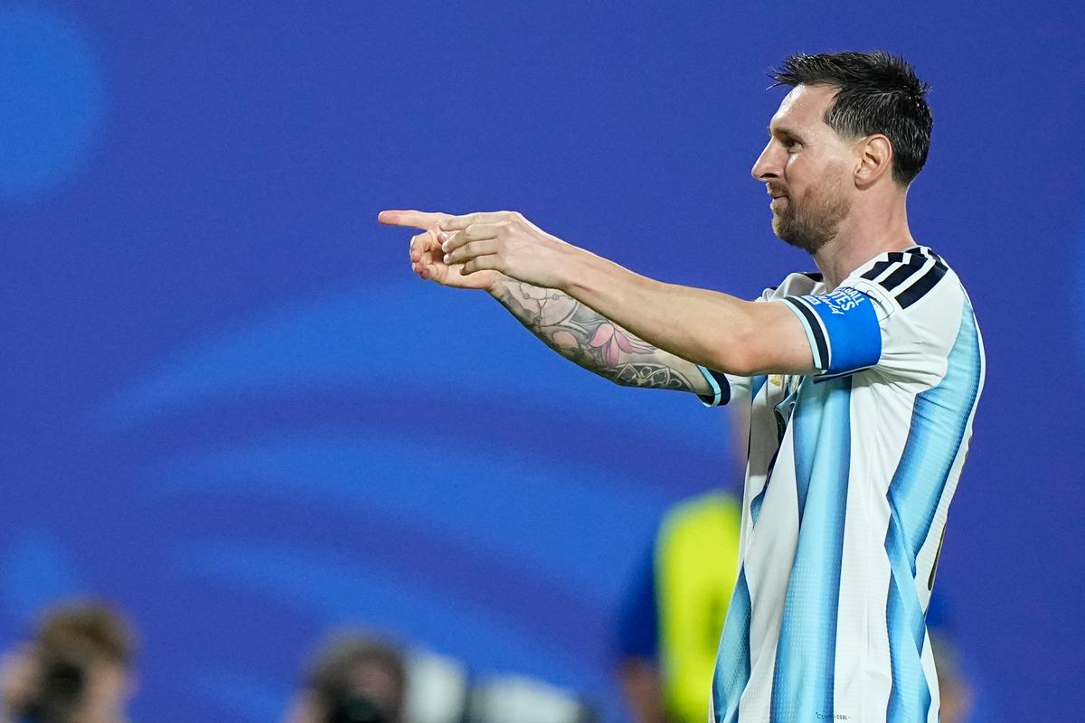 Messi sa zapísal do histórie na veky vekov. Svetové médiá žasnú nad výkonom legendy