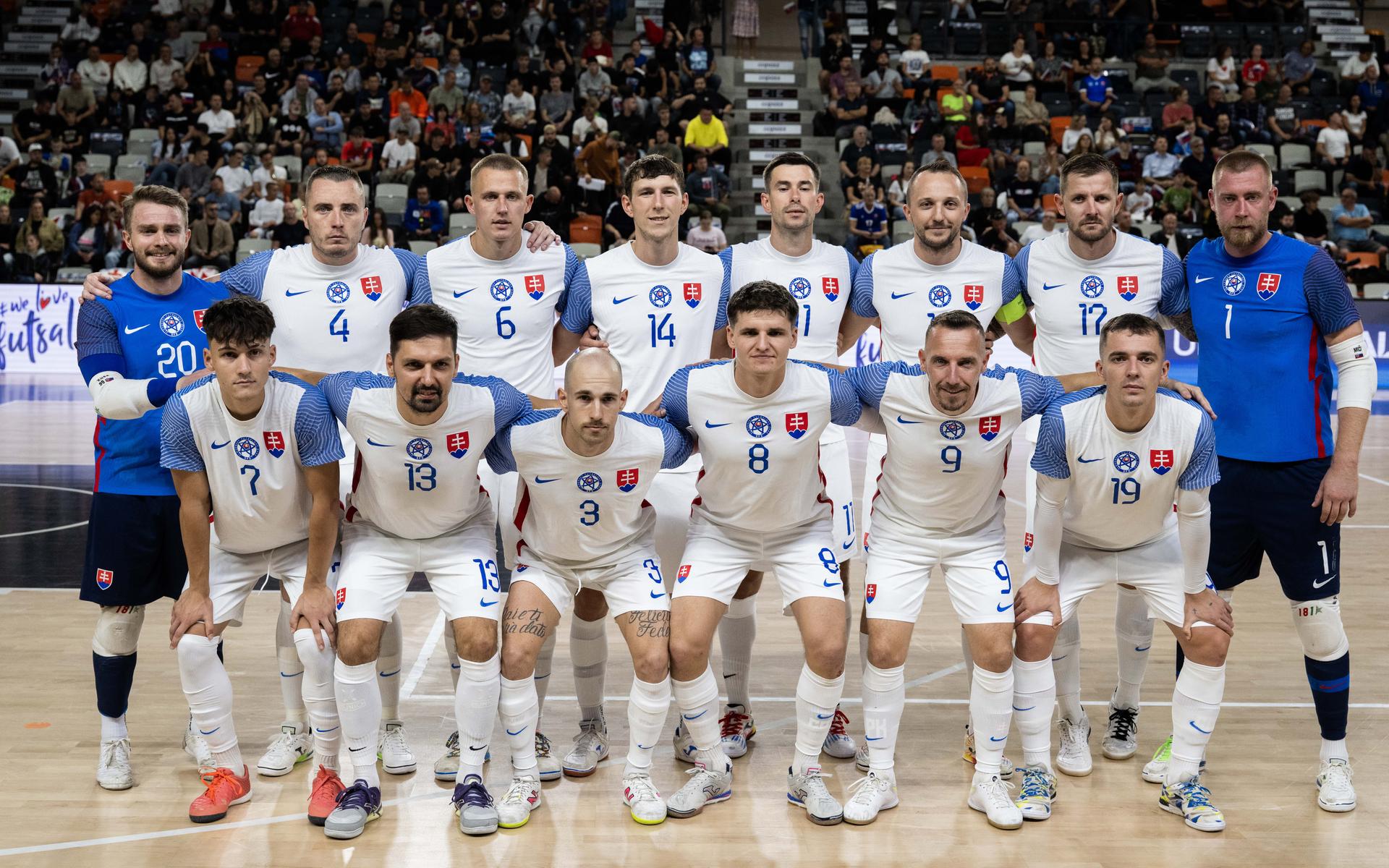 Slovenskí futsalisti pred zápasom play off ME 2026 proti Gruzínsku. Zdroj: TASR