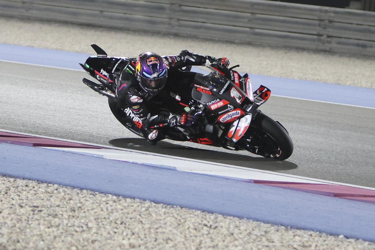 Martin se vrátil k vítězstvím v Le Mans, Márquez utrpěl vážné zranění